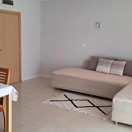 Melissa Apartment
